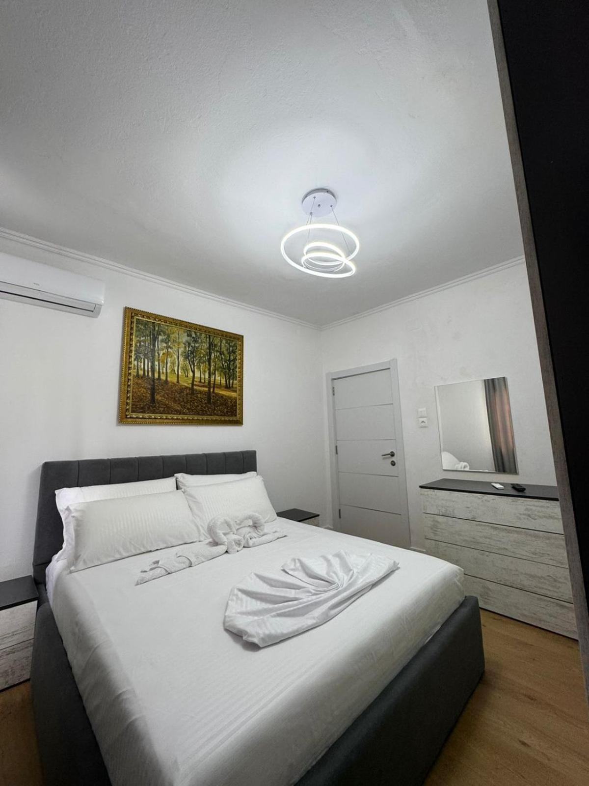 Vila Ademi Ksamil Bagian luar foto