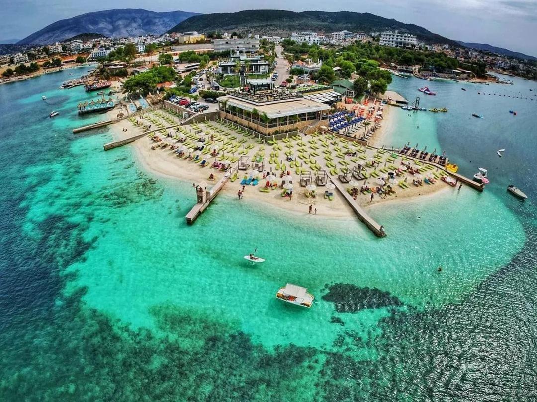 Vila Ademi Ksamil Bagian luar foto