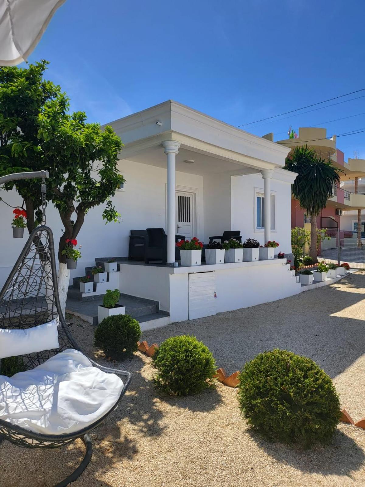Vila Ademi Ksamil Bagian luar foto